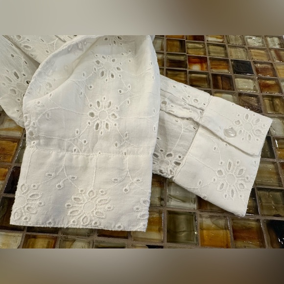 NWT MANGO Oversized Swiss Embroidered White Eyelet LS Button Down Shirt~Camisa - Picture 8 of 10